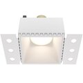 dl051-01-gu10-sq-w-maytoni